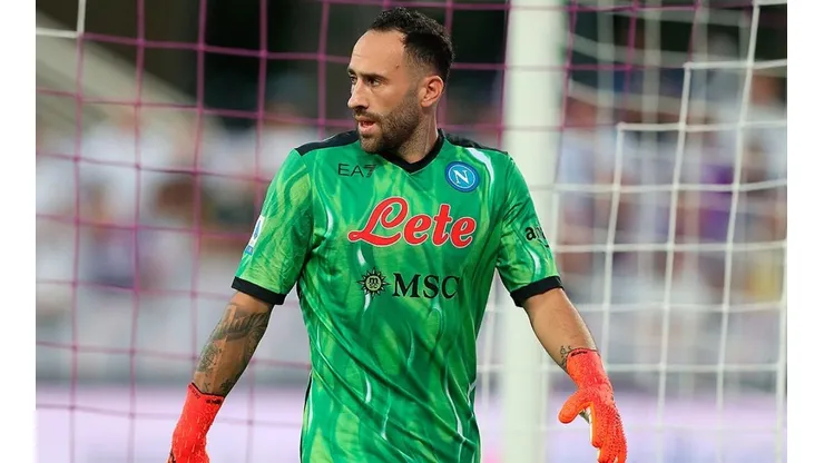 David Ospina en acción con Napoli.