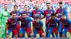 Equipo de Barcelona en clásico español.