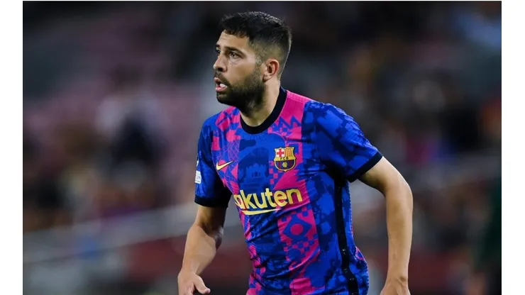 En Barcelona quieren un relevo de garantías para Jordi Alba.