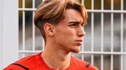 Iker Bravo, el ex La Masía que la rompe en las juveniles de Bayer Leverkusen.