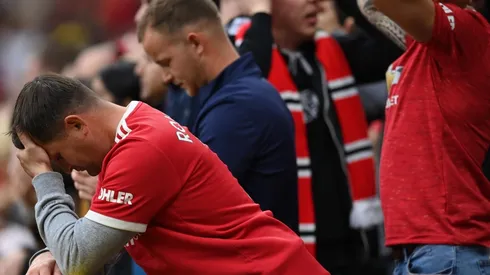 Los hinchas de Manchester United ante la brutal goleada de Liverpool.