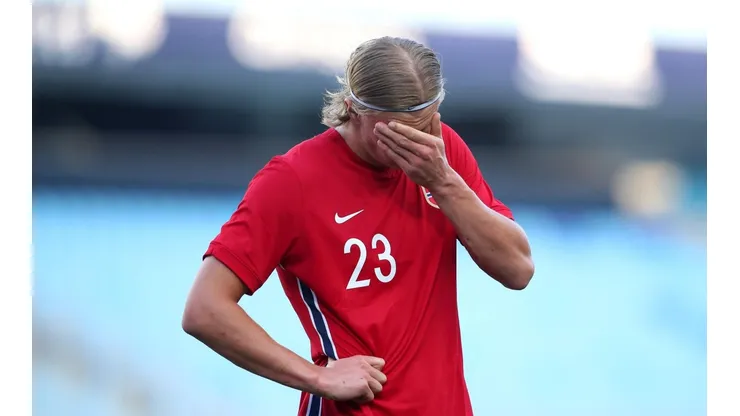 Un país esntero sufre la lesión de Erling Haaland.