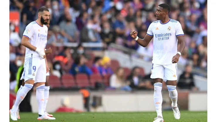 Karim Benzema y David Alaba en la victoria de Real Madrid en El Clásico.
