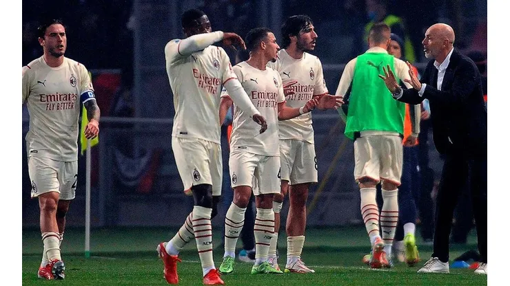 Milan sufrió ante Bologna.