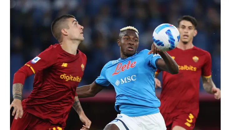 Gianluca Mancini y Victor Osimhen.