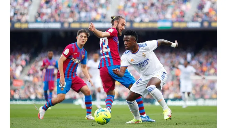 Vinícius Júnior ante Mingueza.