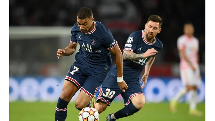 Kylian Mbappé y Lionel Messi, titulares ante Marsella.