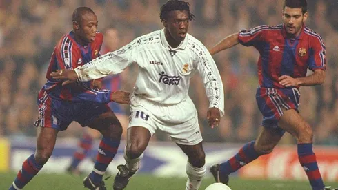 Real Madrid y Barcelona en acción.