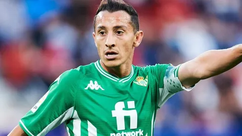 Andrés Guardado, uno de los posibles titulares del Real Betis en el duelo ante Rayo Vallecano (Foto: Getty Images).