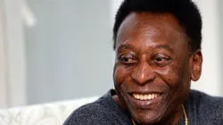 Pelé, uno de los jugadores más grandes de la historia del fútbol.