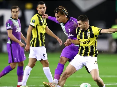 Vitesse le da un duro golpe a Tottenham en la Conference League