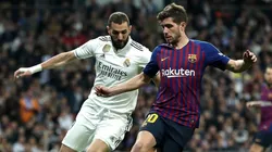Karim Benzema y Sergi Roberto disputando uno de los tantos clásicos entre Real Madrid y Barcelona (Foto: Getty Images).