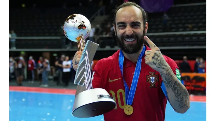 Ricardinho y Portugal van por un nuevo título.