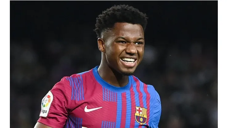 Ansu Fati, a nada de renovar con Barcelona.