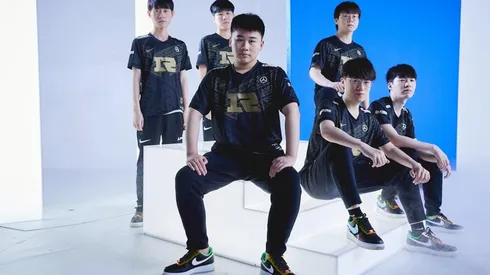 Worlds 2021: RNG vence a Hanwha en el desempate y se queda con el primer lugar del grupo