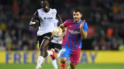 Sergio Agüero en sus primeros minutos con la camiseta de Barcelona.