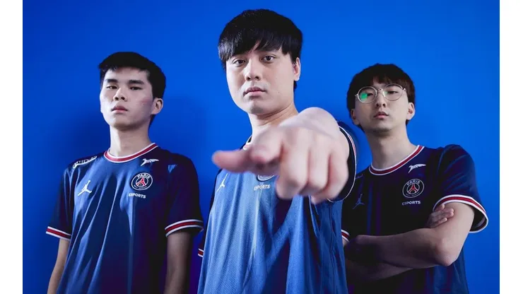 Fnatic se despide con derrota de Worlds 2021 ¡Los súbditos les tiran el Nexo!