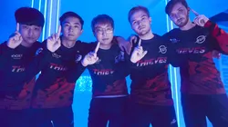 100 Thieves da el batacazo contra EDG en Worlds 2021