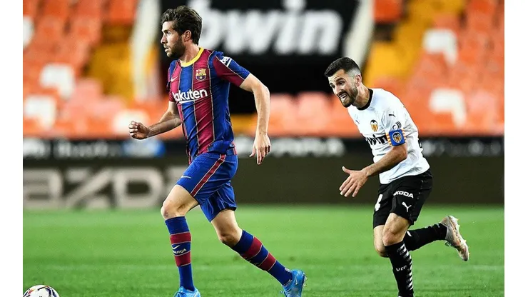 Acción de juego entre Barcelona y Valencia. Temporada anterior.