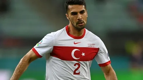 Celik en acción con su Turquía.