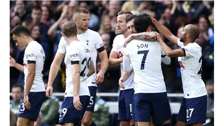 Tottenham sufre dos casos positivos de Covid-19 en su plantilla.