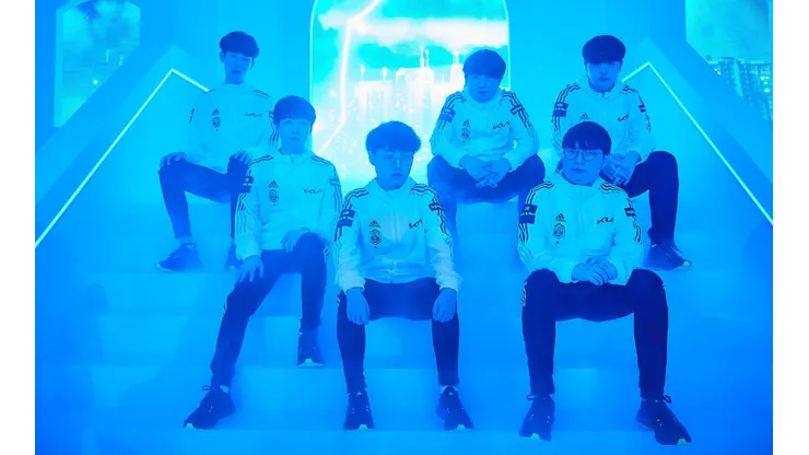 DWG KIA vence a Cloud9 y termina invicto la fase de grupos de Worlds 2021