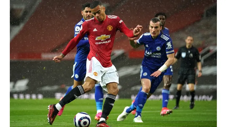 Jugadores de Leicester y Manchester United por la Premier League.