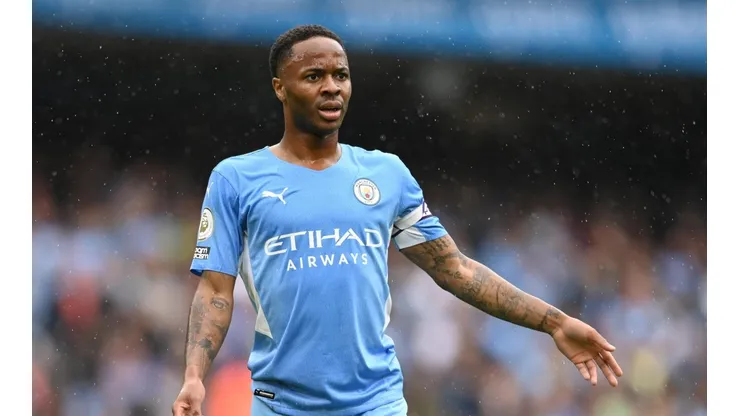 Raheem Sterling, dispuesto a salir de Manchester City.