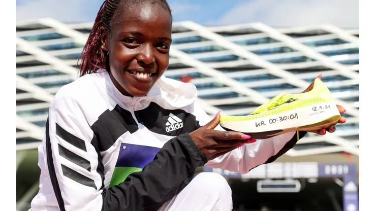 ADIZERO Road To Records Race