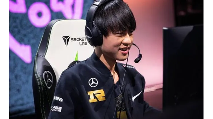 Fnatic vs RNG Highlights Worlds 2021