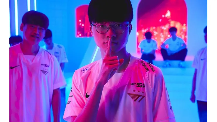 T1 y Faker se estrenan en Worlds 2021 con triunfo en menos de 20 minutos