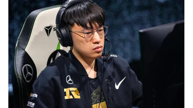 Worlds 2021 RNG vs PSG Talon Highlights