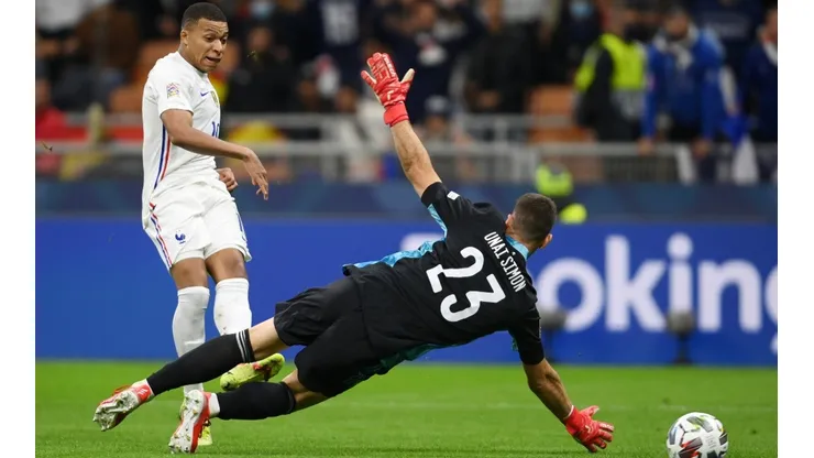 Gol de Kylian Mbappé a España anoche por la Nations League.