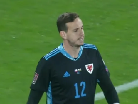 ¿Qué hizo? Increíble gol en contra de Danny Ward complicó a Gales
