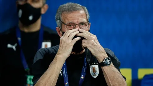 Problemas para Óscar Tabárez con las tres bajas que tendrá Uruguay ante Argentina.