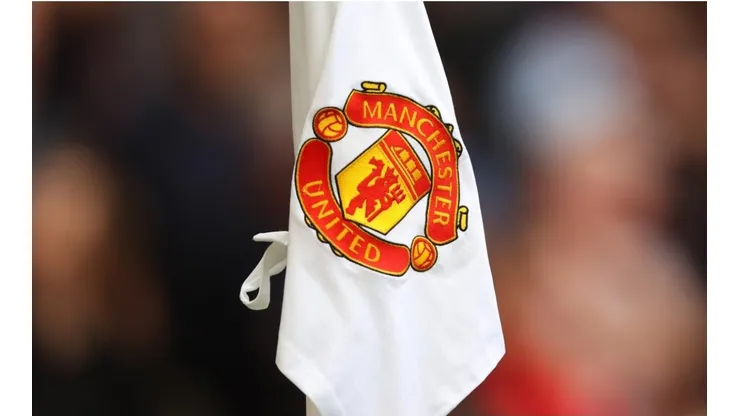 Manchester United realizó una particular contratación para mejorar su rendimiento como equipo.
