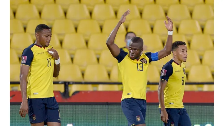 Enner Valencia, autor de dos goles para Ecuador.