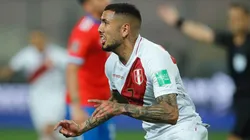 Festejo de gol de Perú sobre Chile.