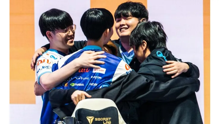 Highlights DFM vs C9 - Worlds 2021 Desempate