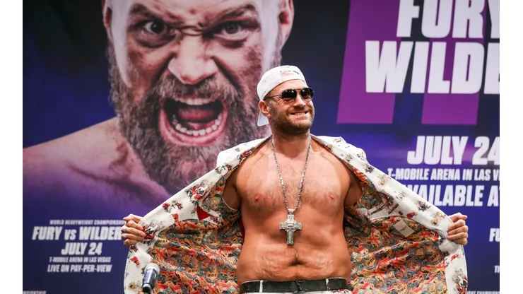 Tyson Fury será 20 libras más pesado en la trilogía que en la revancha con Wilder