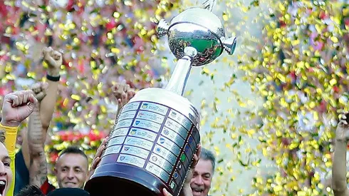 Trofeo de la Copa Libertadores.