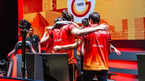 Galatasaray vence a Beyond en Worlds 2021 gracias a un ¡Wombo Combo!
