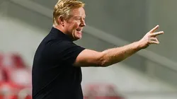 Ronald Koeman en dirección de Barcelona.