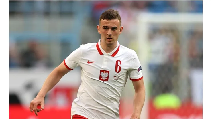 Kacper Kozlowski, la nueva joya polaca que se pelean entre Juventus y Milan.