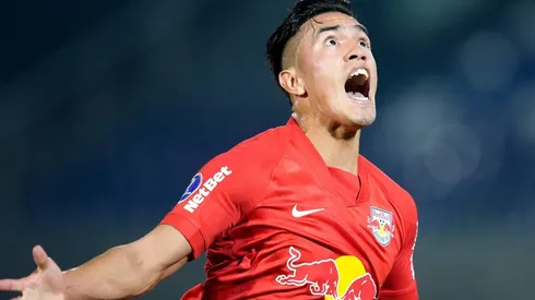 Tomás Cuello convirtió un doblete para Bragantino.