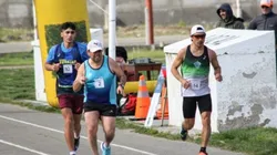 Dos olímpicos lo acompañaron en la última vuelta