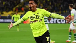 Festejo de gol de Dortmund sobre Sporting Lisboa.