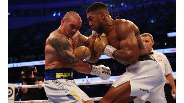 Joshua no pudo con la inteligencia de Usyk.