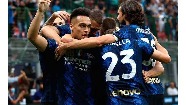 Festejo de gol de Lautaro Martínez.