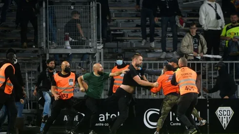 Imágenes de anoche entre Angers y Marsella por la Ligue 1.